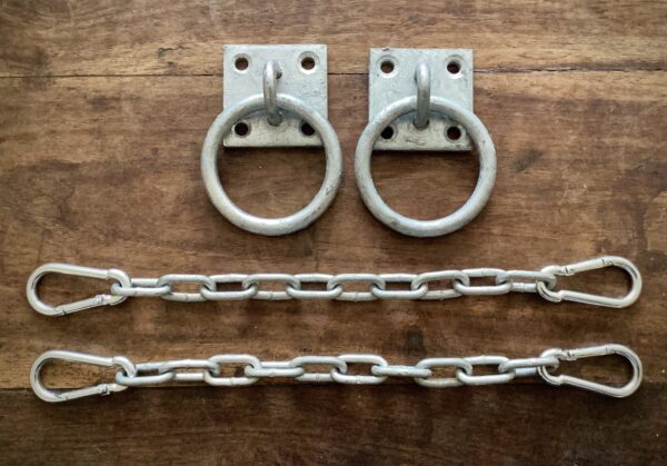 8 Piece Chain Bondage Starter Kit