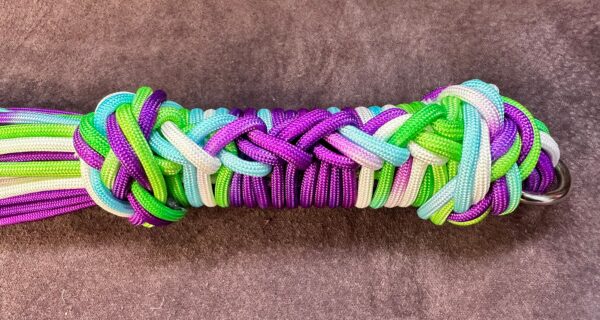 Green Purple Blue Dip Dye Paracord Flogger - Image 3