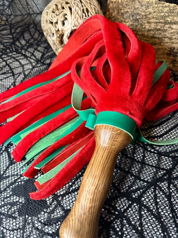 Santas Little Helper sheepskin and leather flogger with character reclaimed handle - Image 4