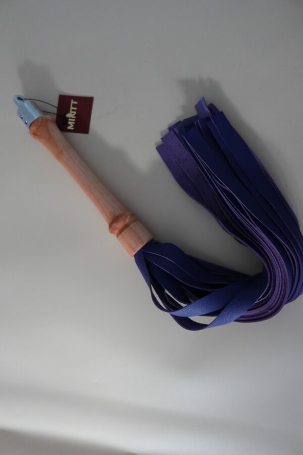 Red Glandis handle with stainless steel cap and Cadbury purple 20mm falls