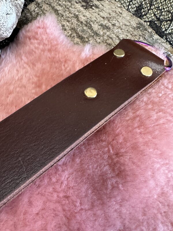 Thick Buffalo hide slapper paddle - Image 4