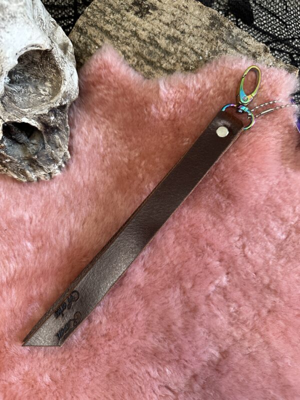 Thick Buffalo hide narrow slapper paddle
