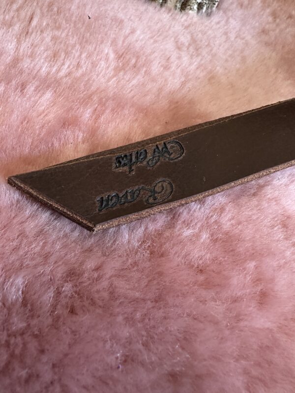 Thick Buffalo hide narrow slapper paddle - Image 3