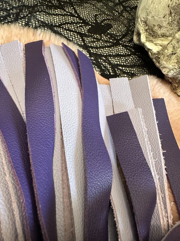 Purple and Lilac Cowhide flogger - Image 2