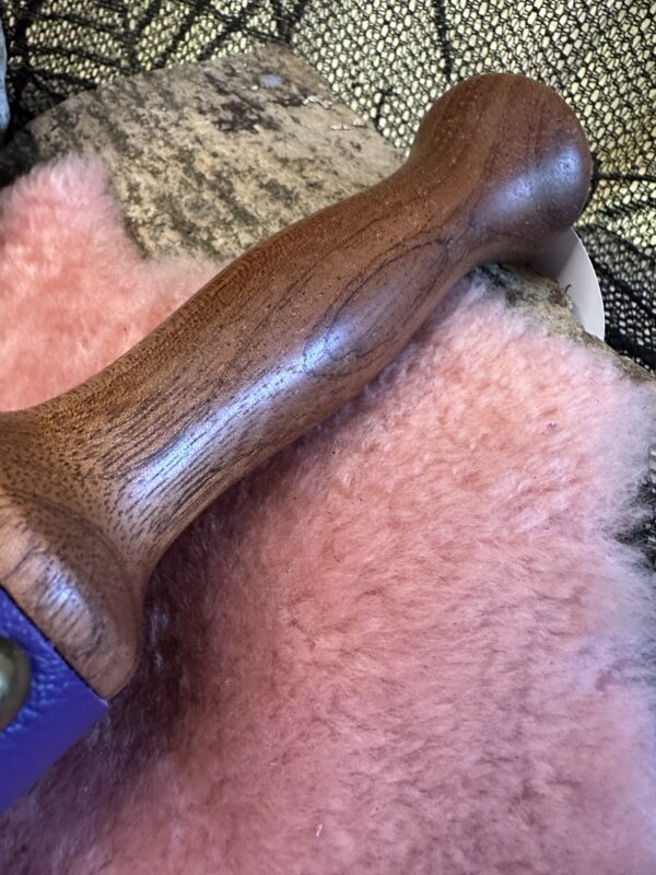 Classic purple flogger - Image 5