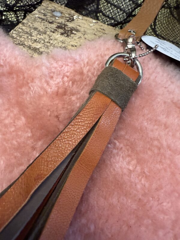 Kid leather and Suede pussy/dick flogger - Image 4