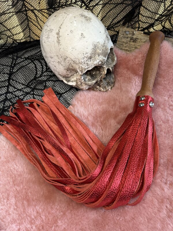 Passionate Love flogger