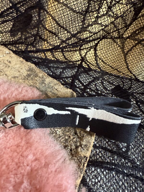 Black with white print calfskin pussy/dick flogger - Image 3