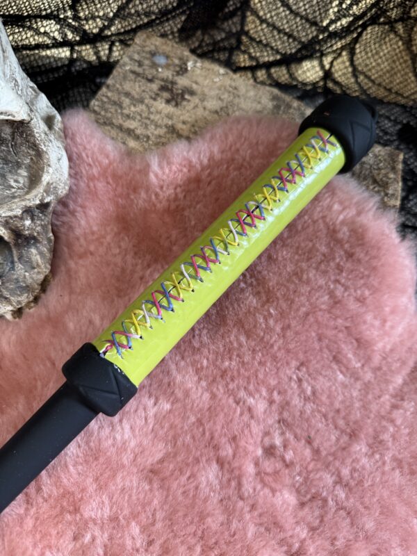 Rubber Whip with Zinger leather wrapped handle - Image 3
