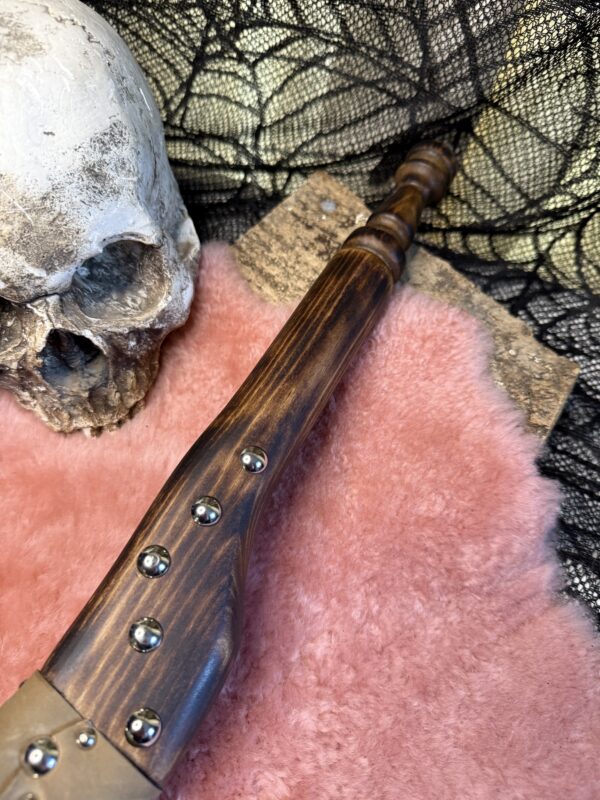 The Windsor Burning Flogger - Image 4