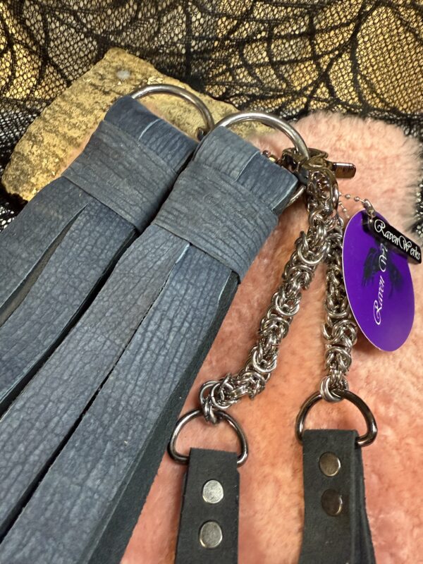 Textured soft leather and suede POI Florentine Floggers with Chainmail finger loops - Image 3