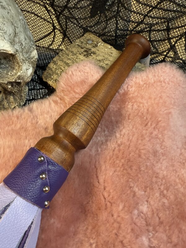 Lilac and Purple leather flogger with hand-turned handle - Image 3
