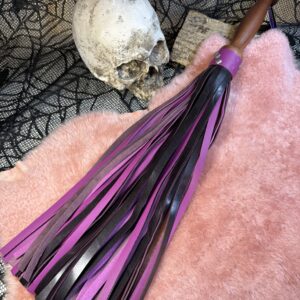 The Mulberry and Grape flogger