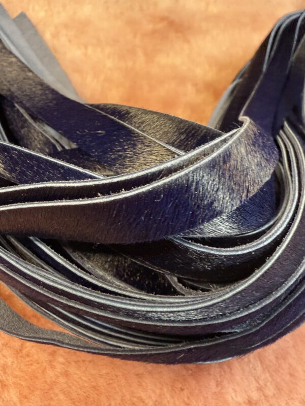 Midnight Blue Hair on Hide leather flogger with hand-turned handle - Image 5