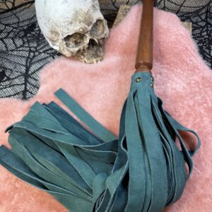The Teal Teaser flogger