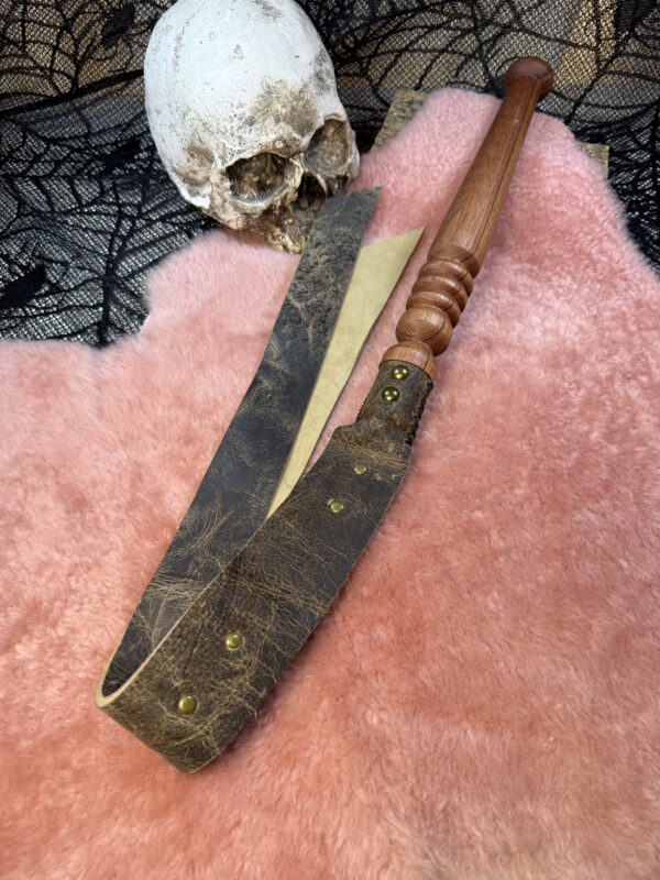 African Kudu leather traditional style tapered Quirt