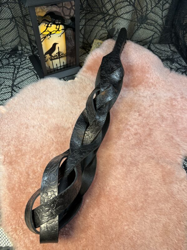 Black embossed Braided Bum Beater Leather Paddle