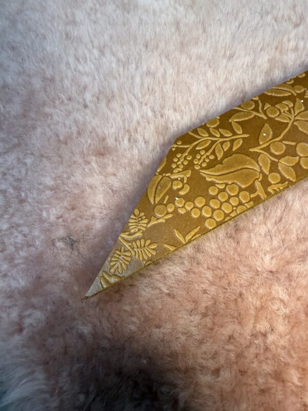 Natures Bite Leather Slapper - Image 4