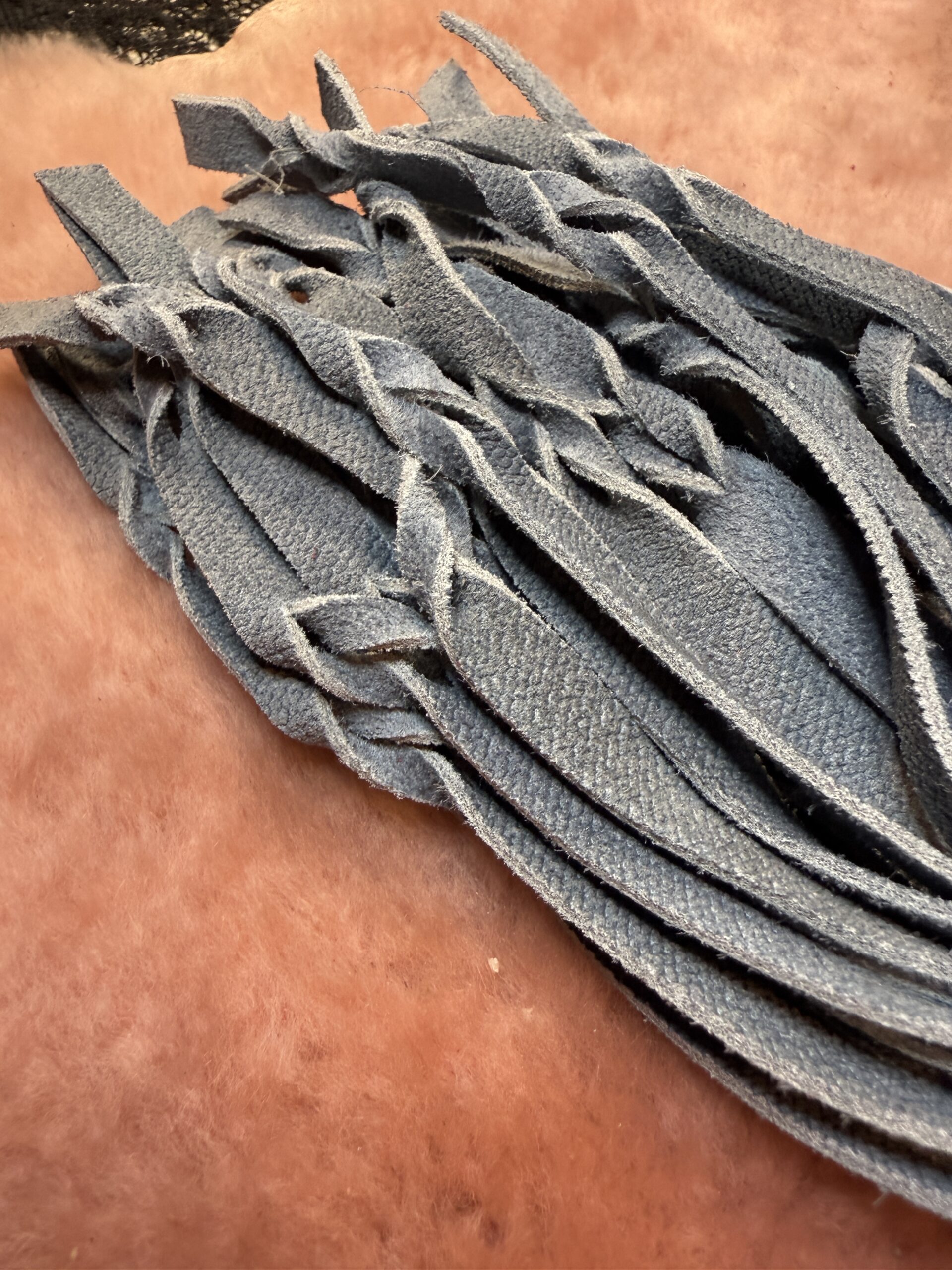 The Blue Threnody flogger with character handle - Image 6