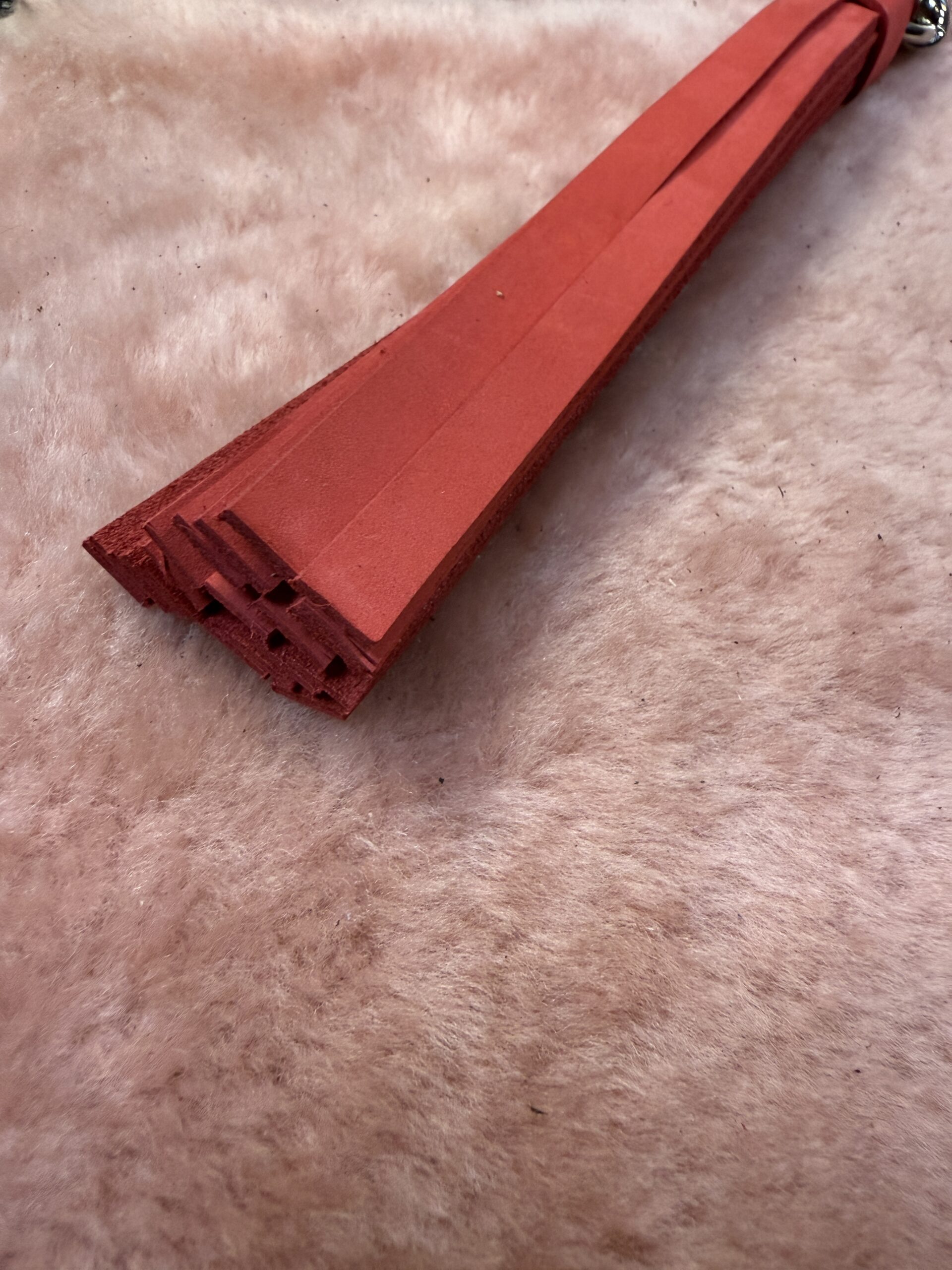 The Scarlet Command pussy/dick flogger - Image 4