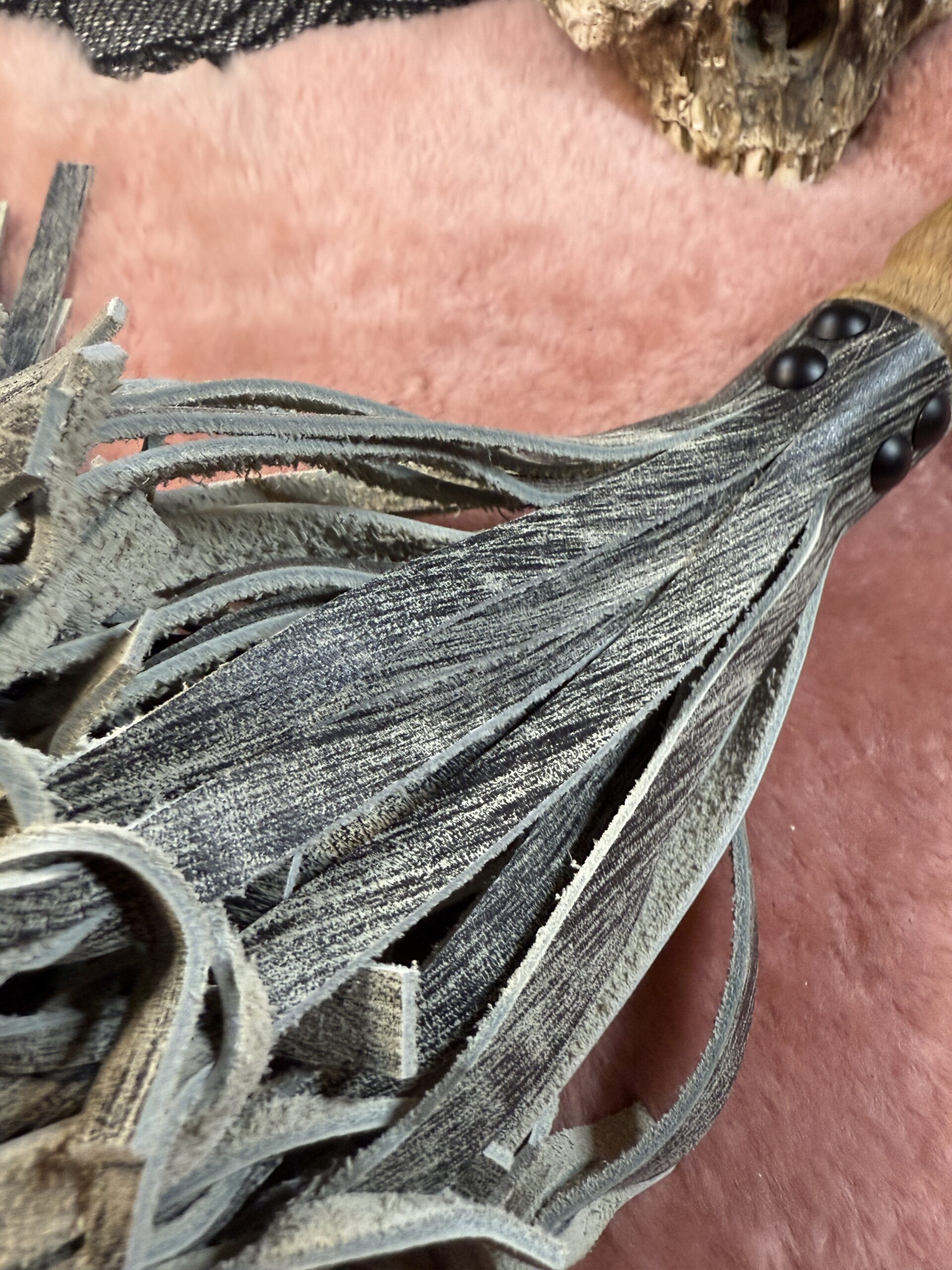 The Bastards Silver Fox Flogger - Image 4