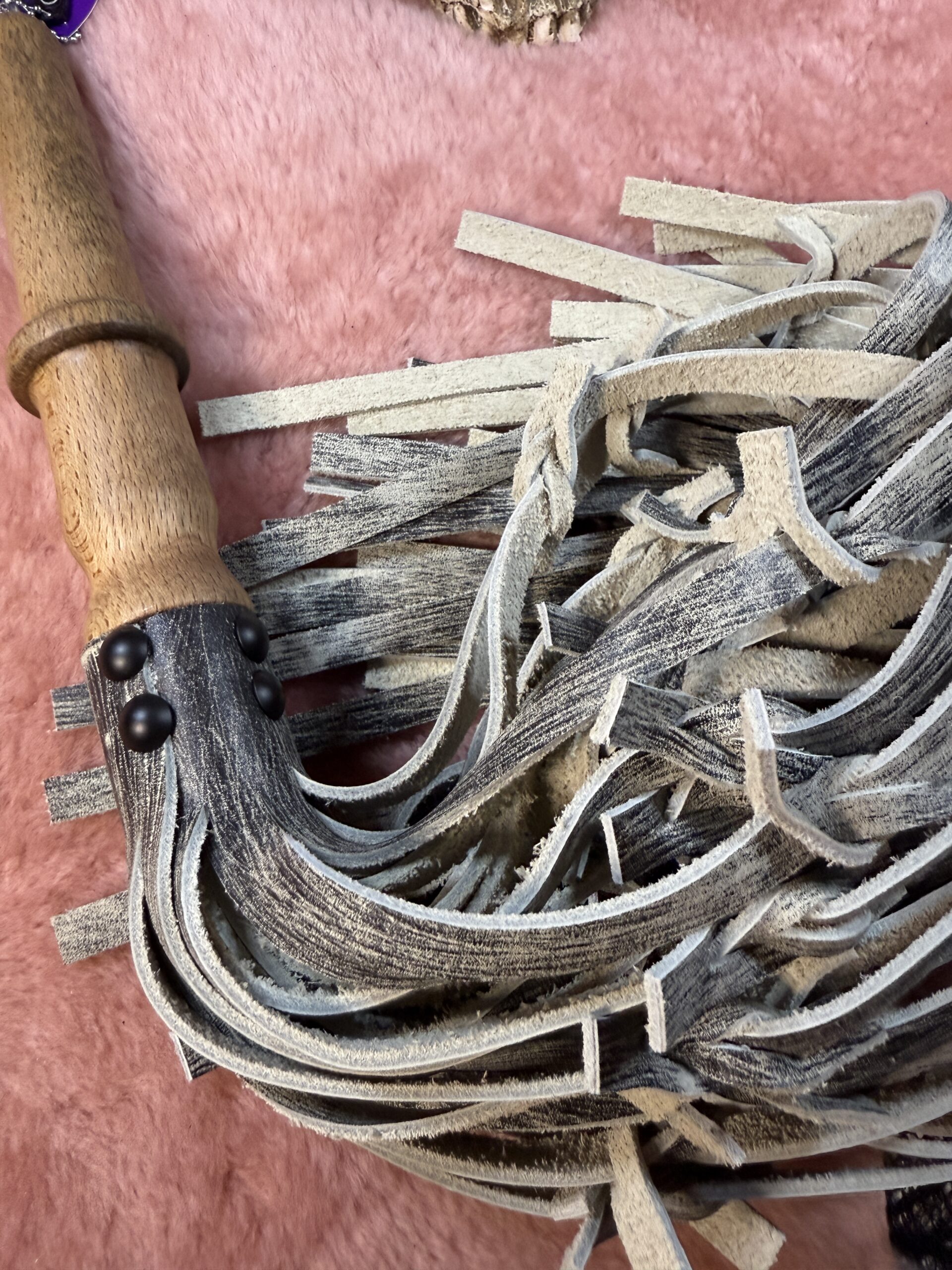 The Bastards Silver Fox Flogger - Image 2