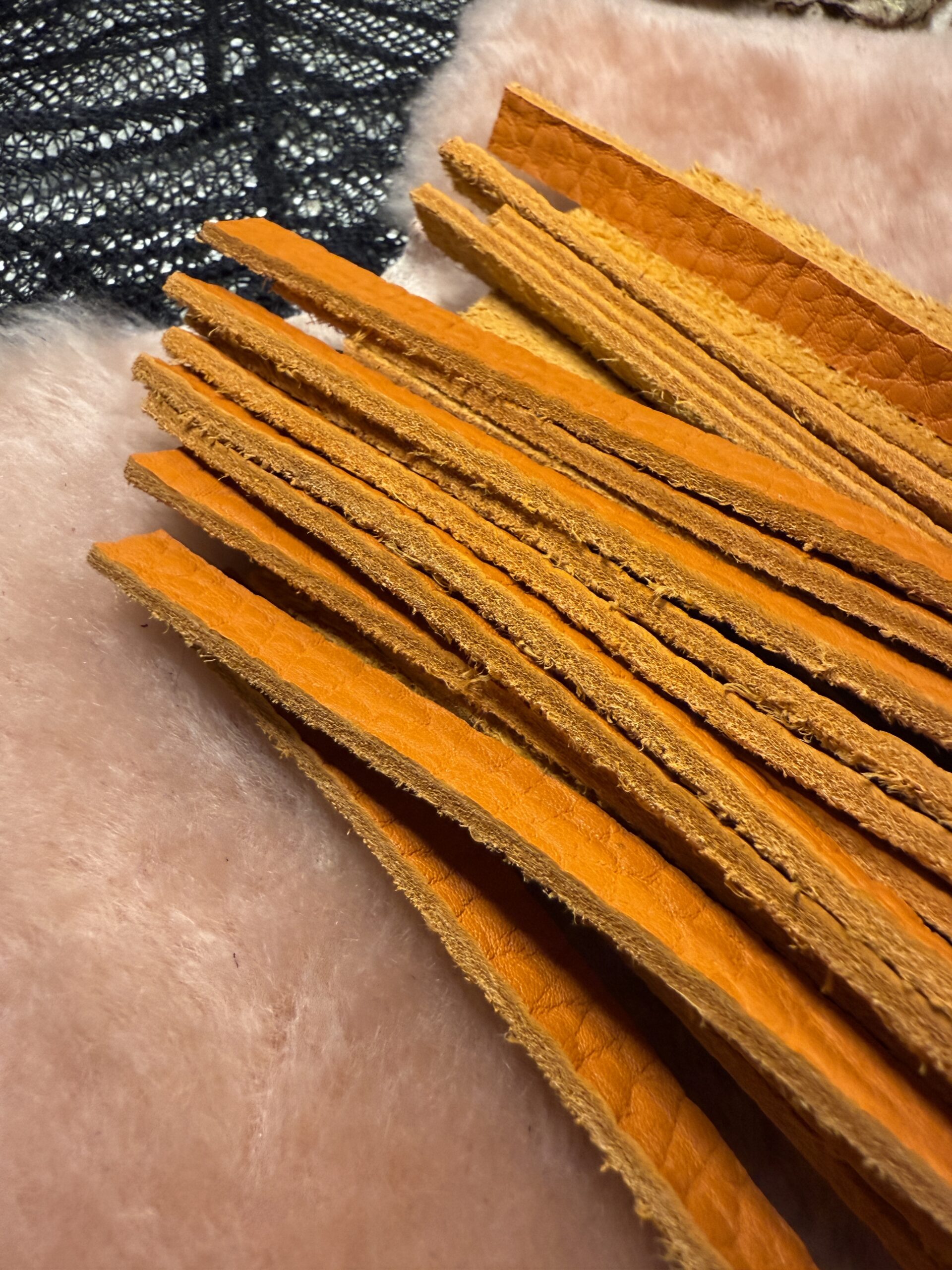 Zestfall- flogger with hand turned handle - Image 6