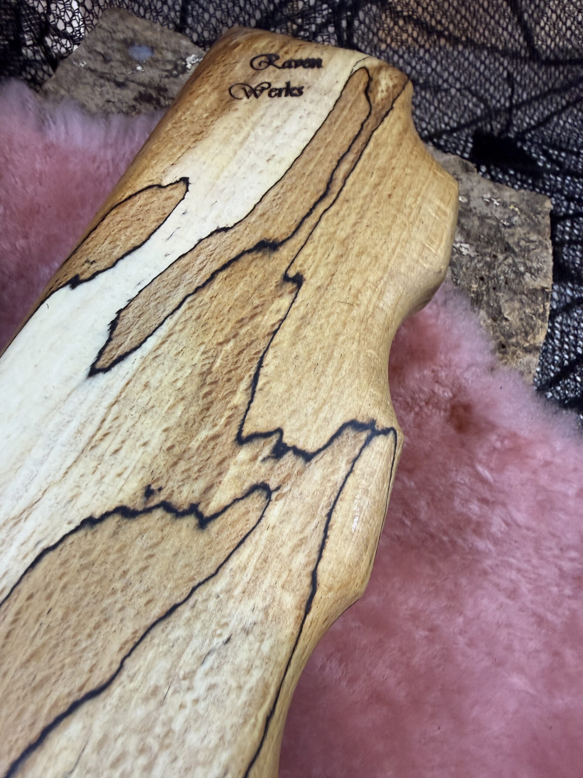 The Spalted Curvy Cleaver paddle - Image 3