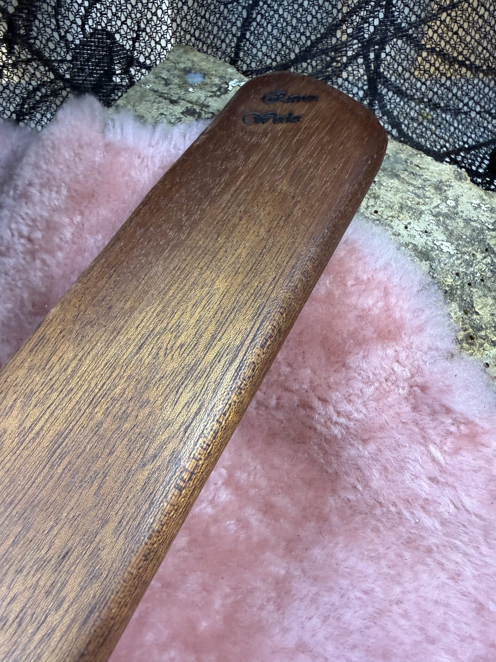 The Teak Double Cheeker paddle - Image 2