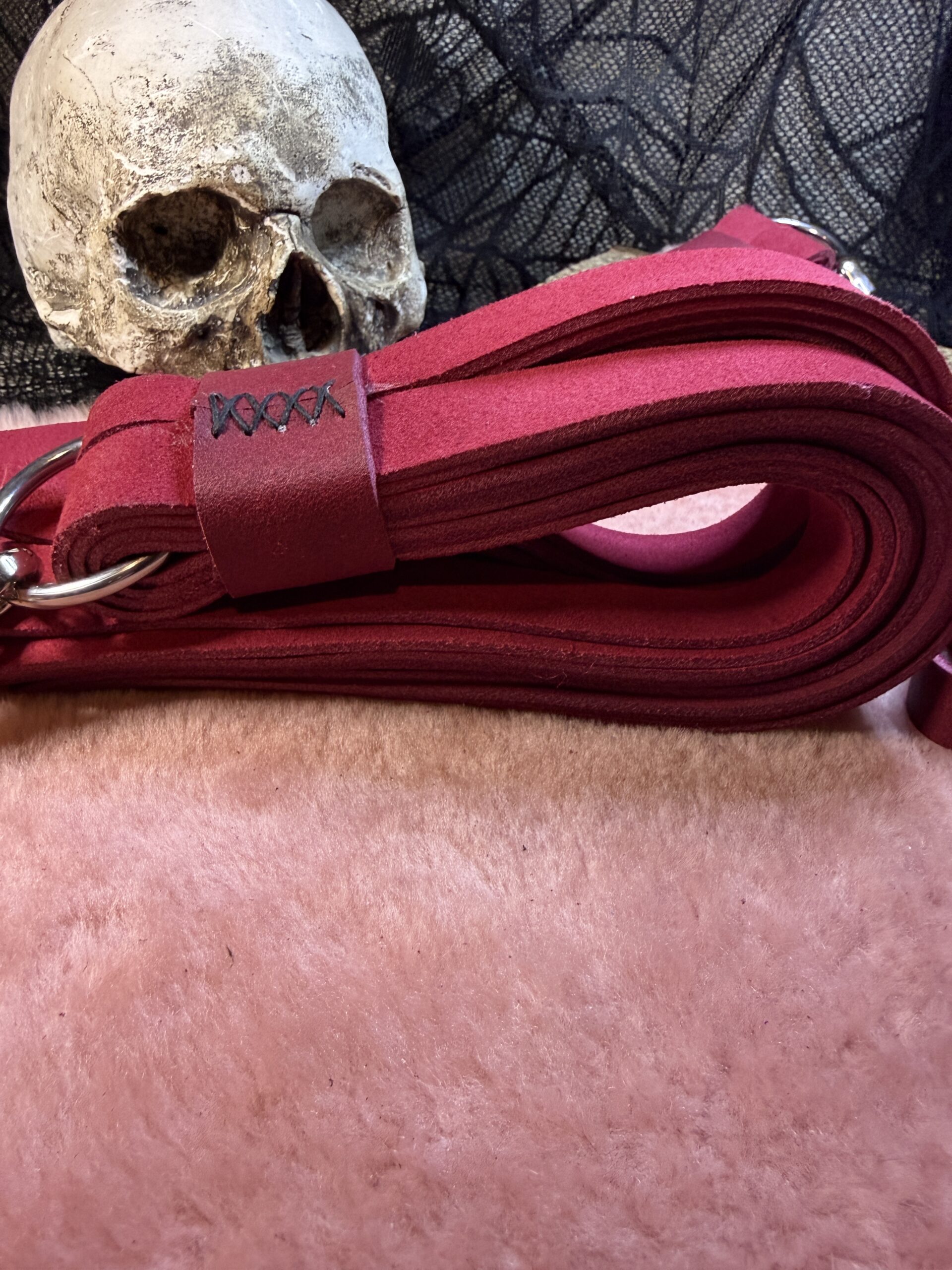 Crimson Tempest POI Florentine Floggers with finger loops - Image 5